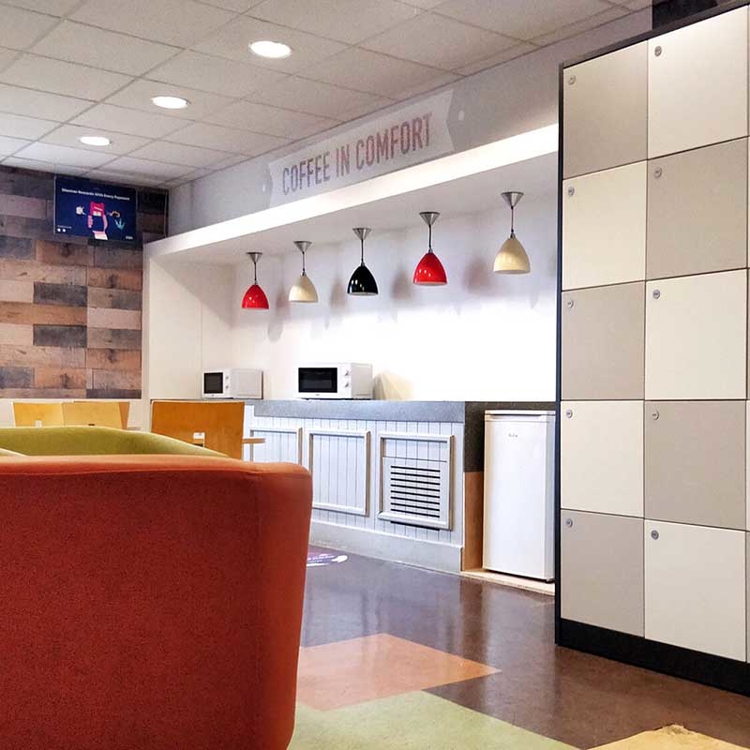 Commuter Kitchen